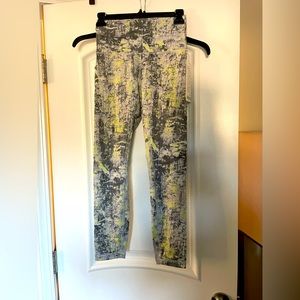 NWT Lululemon WunderTrain leggings w/pockets Size 6